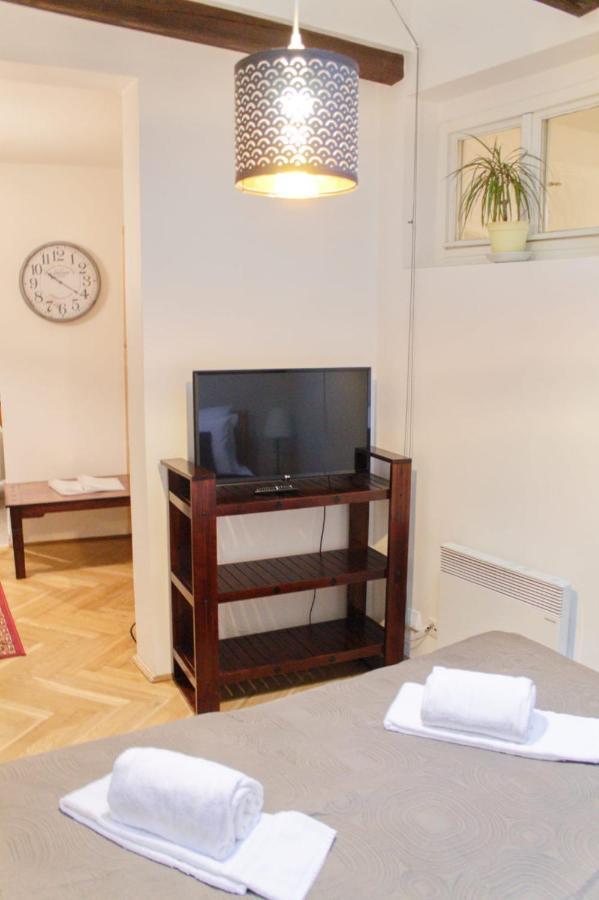 St. George Apartment *