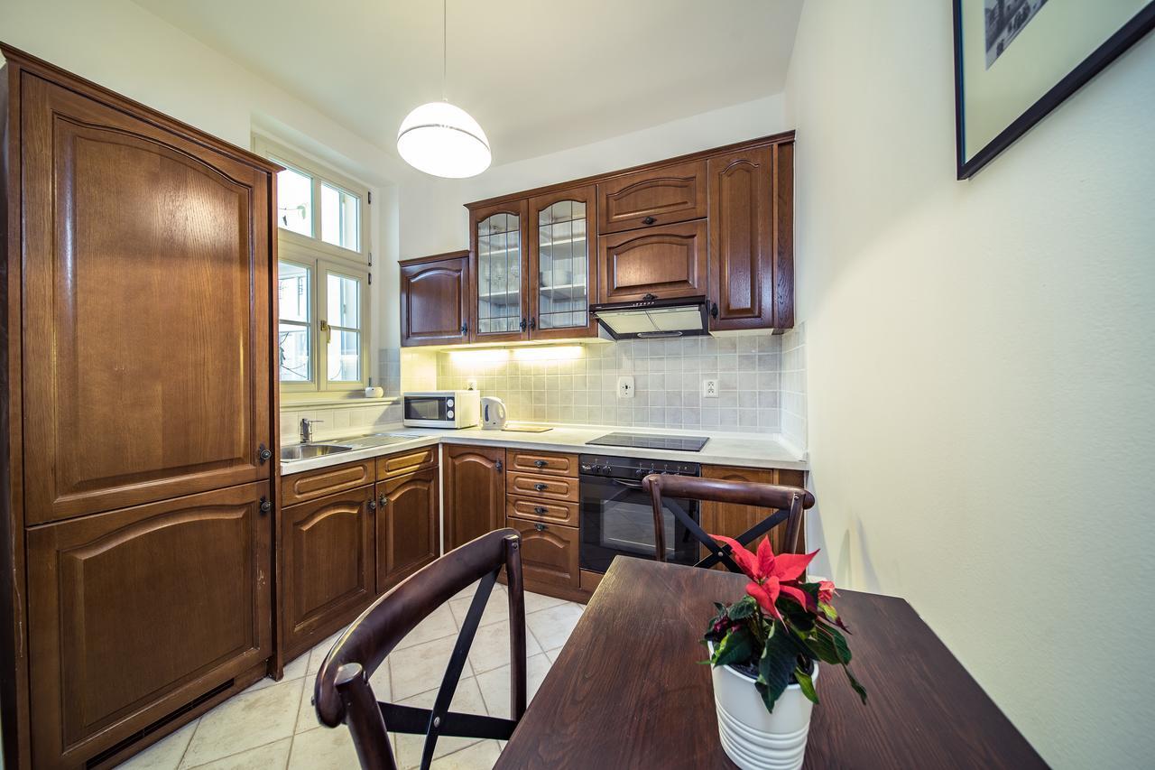 St. George Apartment *